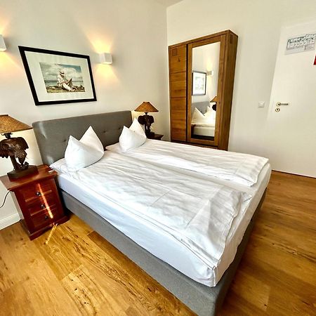 Hotel Elefant シュヴェリーン エクステリア 写真