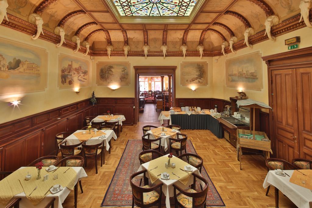 Hotel Elefant シュヴェリーン エクステリア 写真