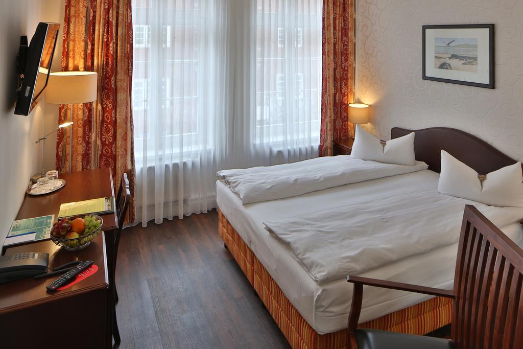 Hotel Elefant シュヴェリーン 部屋 写真